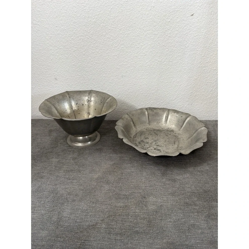 Flagg‎ & Homan Flatter Scalloped Bowl Pewter KS Co Pedestal Compote Bowl Dish